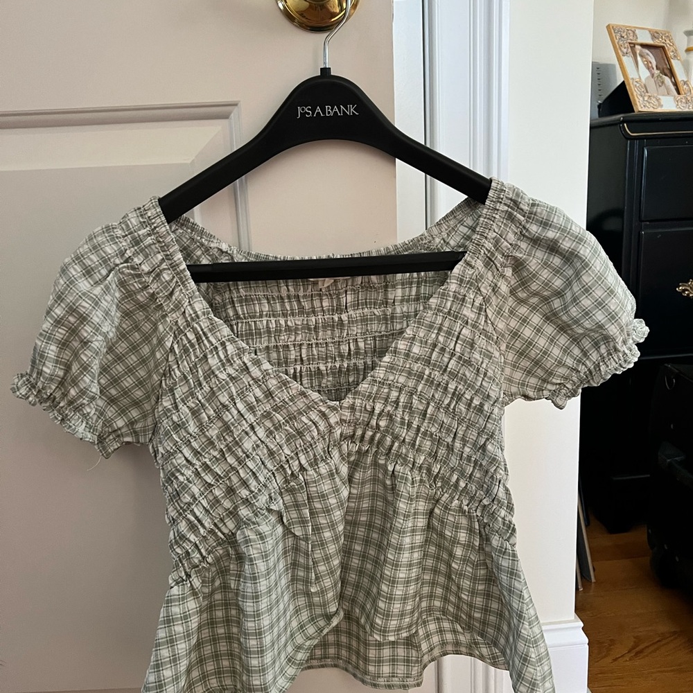 PacSun Gray and White Smocked Puff Sleeve Blouse